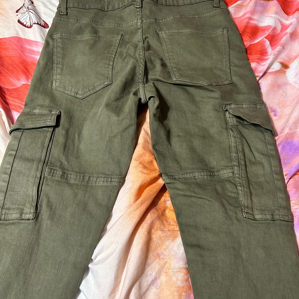 Zara Men's Olive Cargo Pants